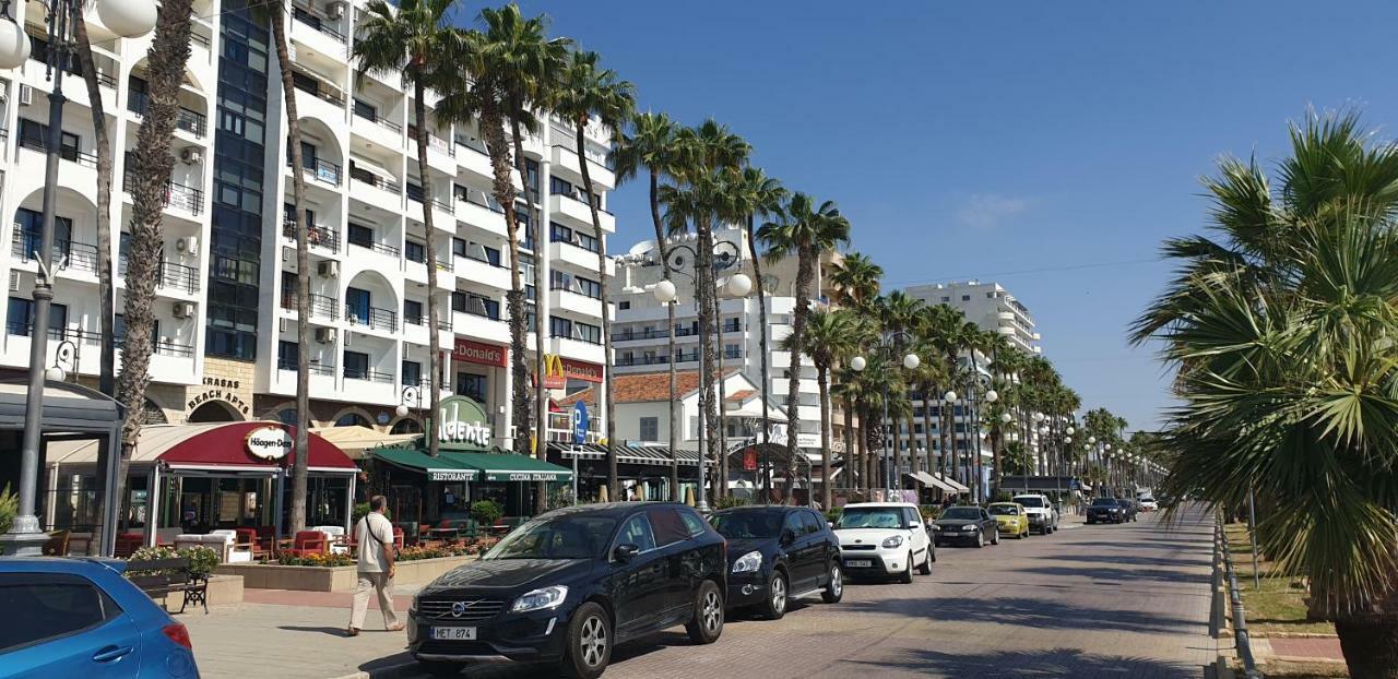Marina'S Rooms Xrisopolitissa Larnaca Exterior photo